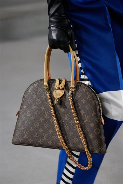 louis vuitton runway bag